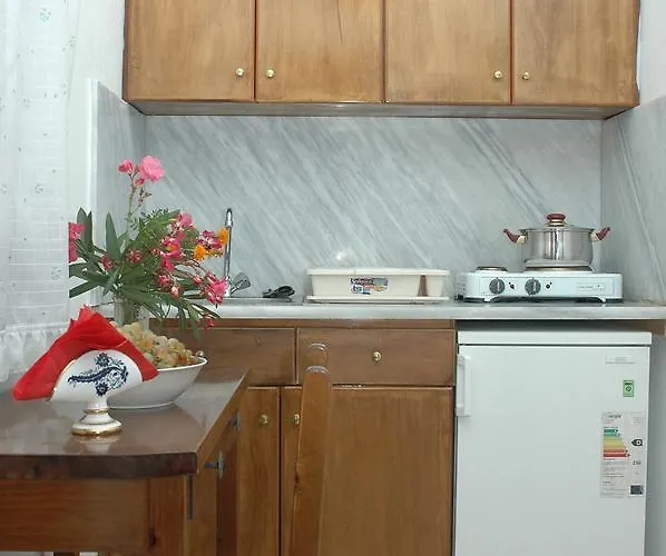 Andreas Apartamento Mpoukaris
